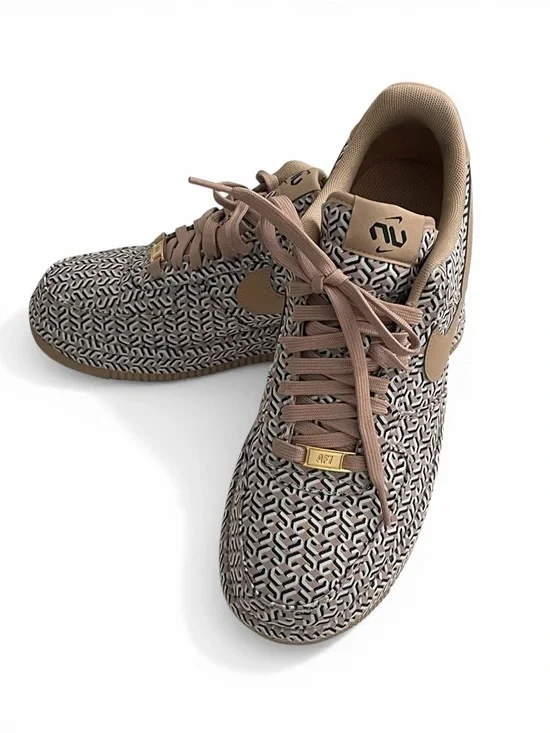 Nike Low-Top WINS AIR FORCE 1 LX Sneakers limited edition United in Victory W 9 - Picture 2 of 14